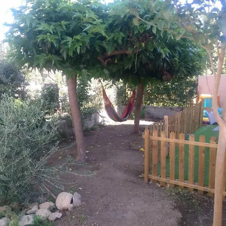 62 M2 1er Etage Avec Jardin Au Rdc Lejlighed *
