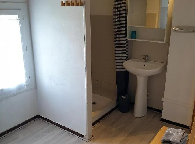 62 M2 1er Etage Avec Jardin Au Rdc * Saint-Génis