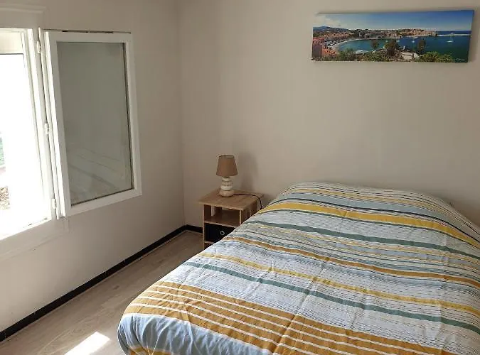 شقة 62 M2 1er Etage Avec Jardin Au Rdc